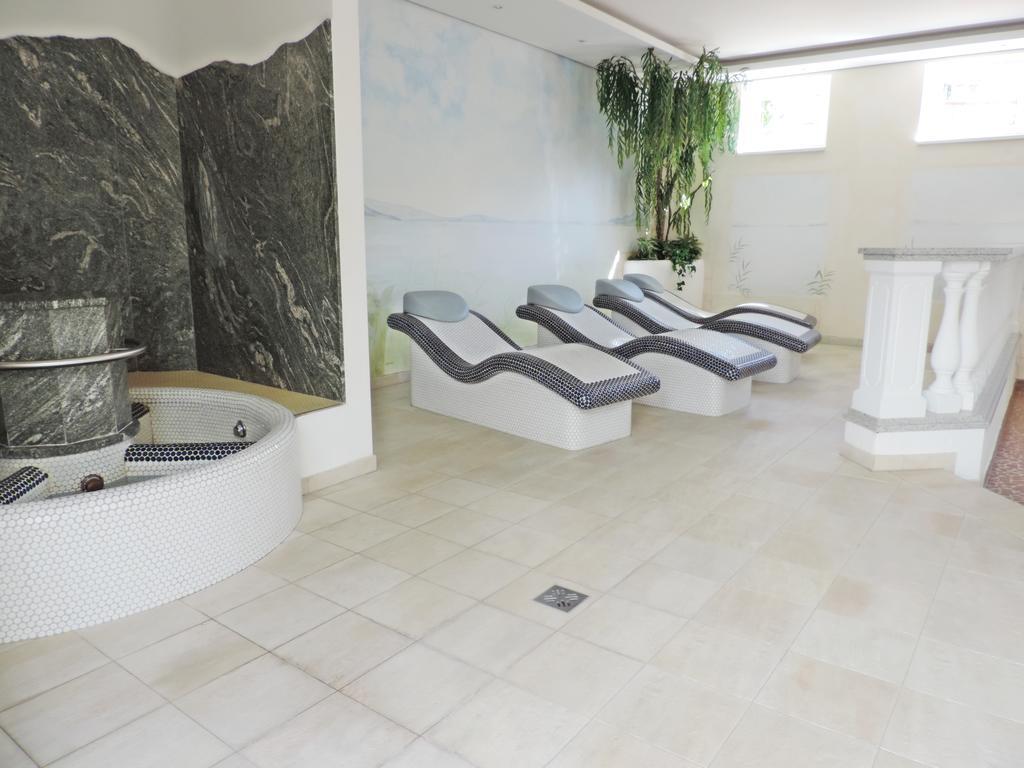 Golf-Tennis-Wellnesshotel Mori Sankt Kanzian am Klopeiner See Eksteriør billede