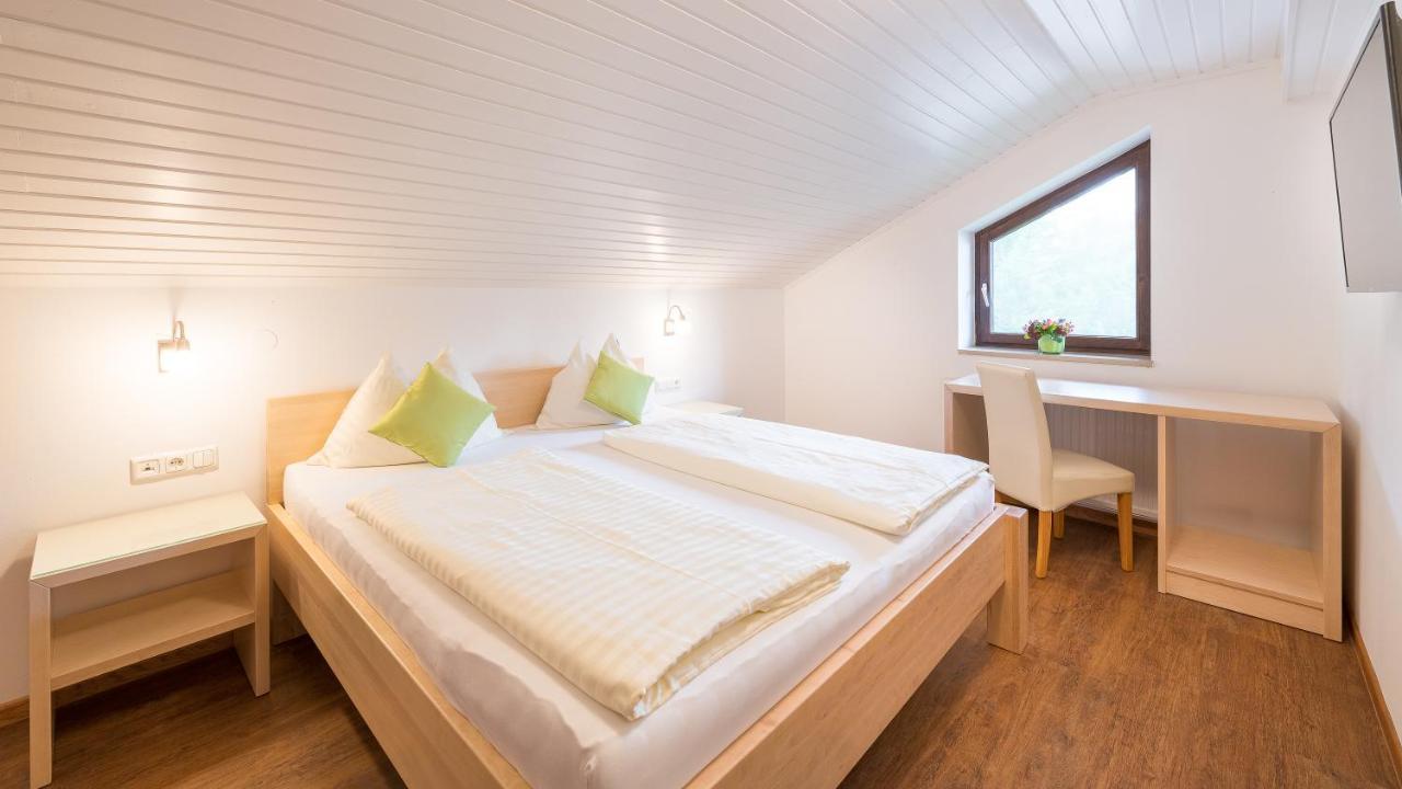 Golf-Tennis-Wellnesshotel Mori Sankt Kanzian am Klopeiner See Eksteriør billede