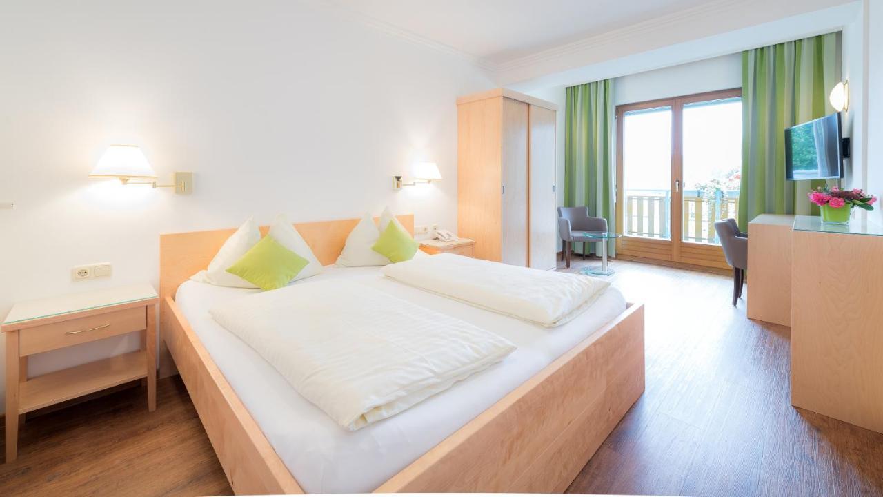 Golf-Tennis-Wellnesshotel Mori Sankt Kanzian am Klopeiner See Eksteriør billede