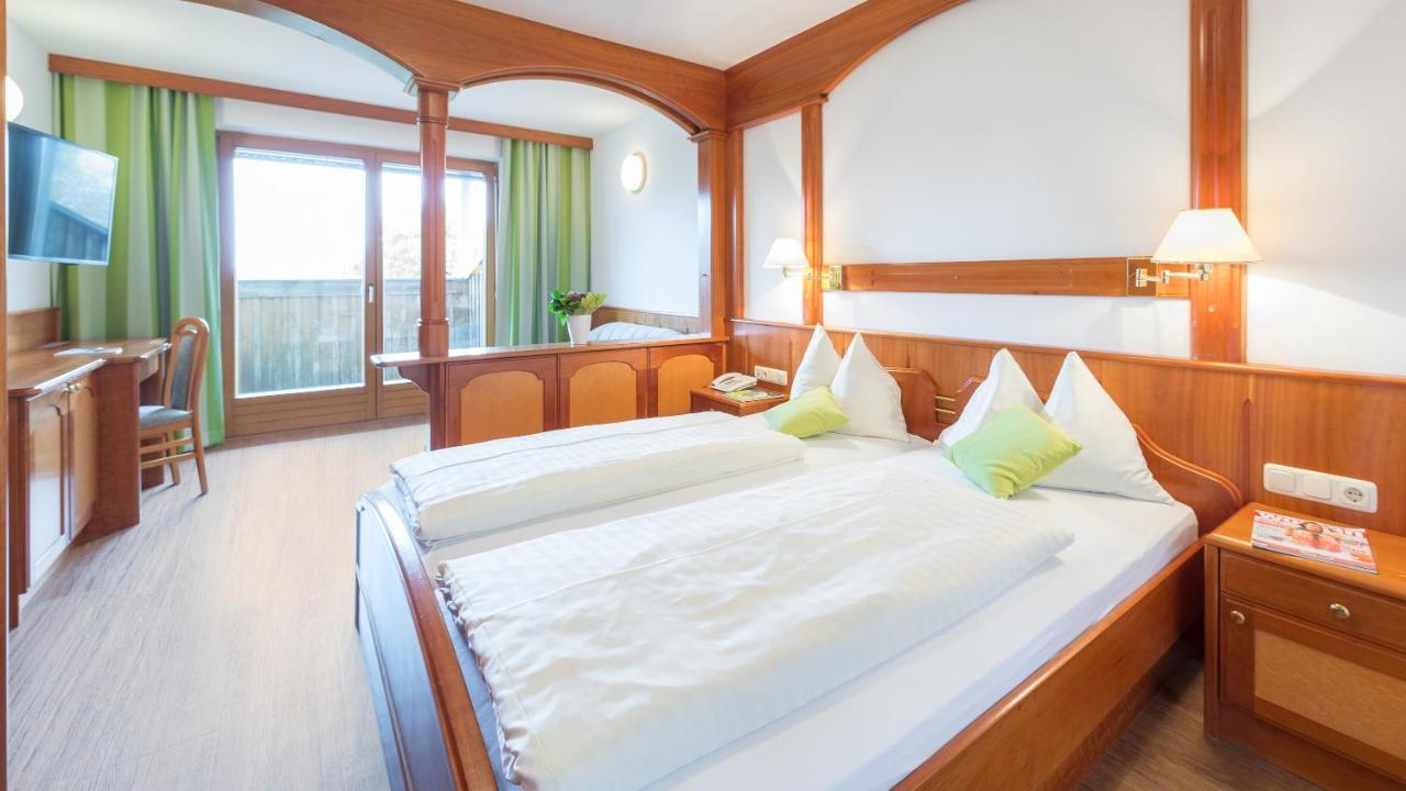 Golf-Tennis-Wellnesshotel Mori Sankt Kanzian am Klopeiner See Eksteriør billede
